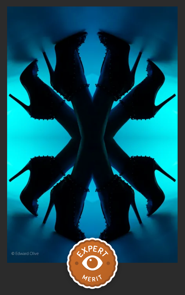 Award Photocrowd Bang in the Middle Expert ()