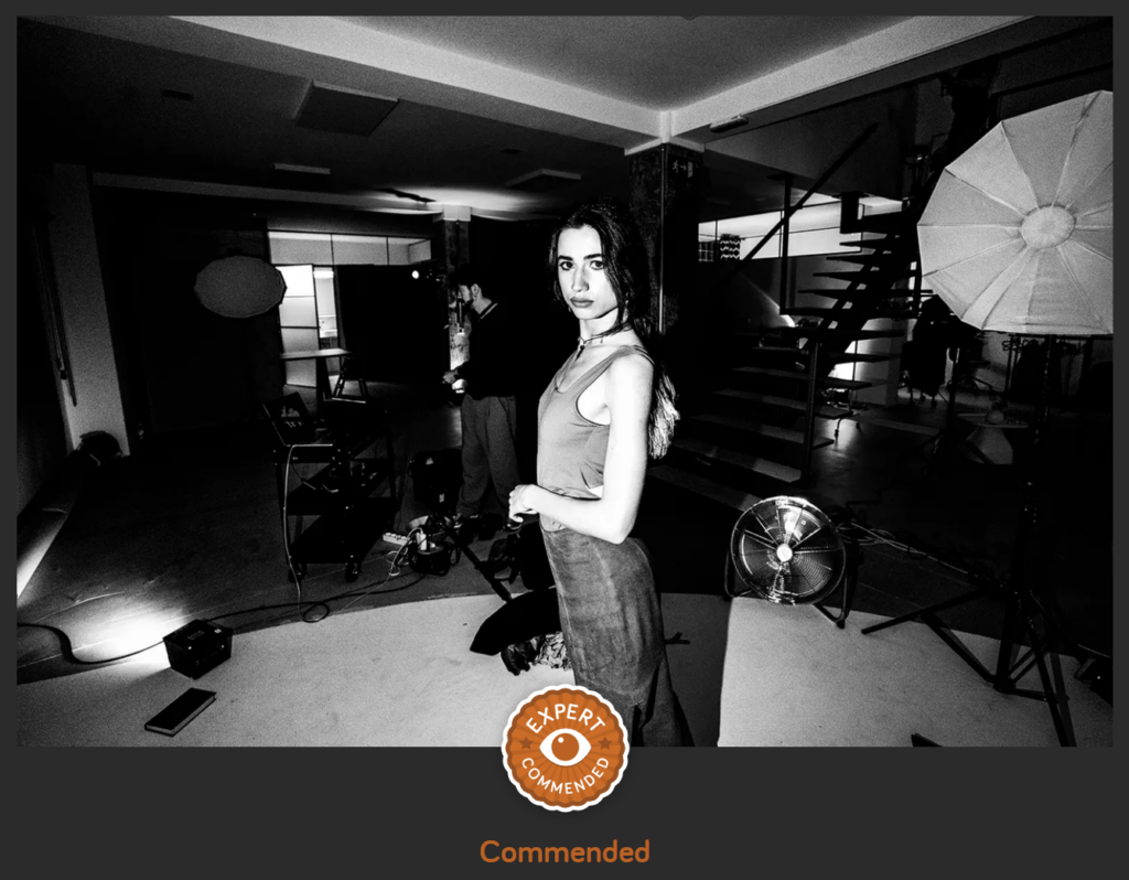 Award Photocrowd Portrait With Context Edward Olive Photographer