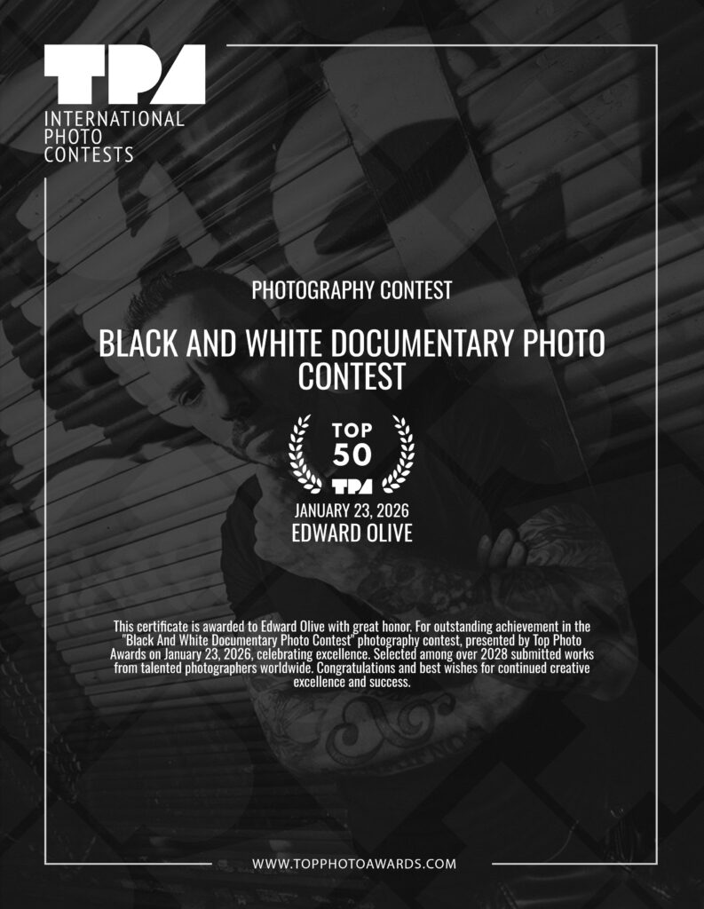 Edward Olive photographer Madrid Black and White Documentary Photo Contest Top