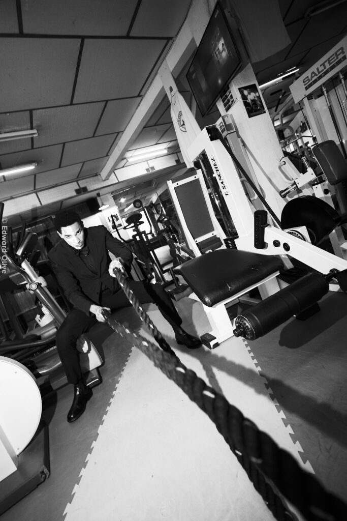 RIVv photographer madrid studio portraits edward olive