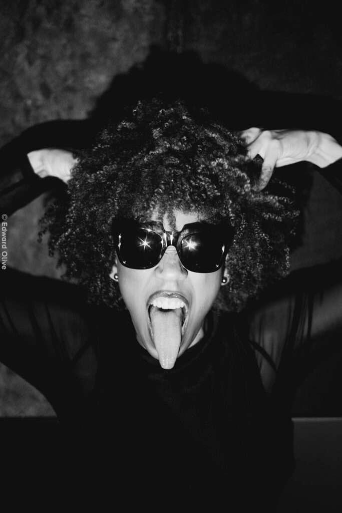 RIVv edward olive art photographer fashion