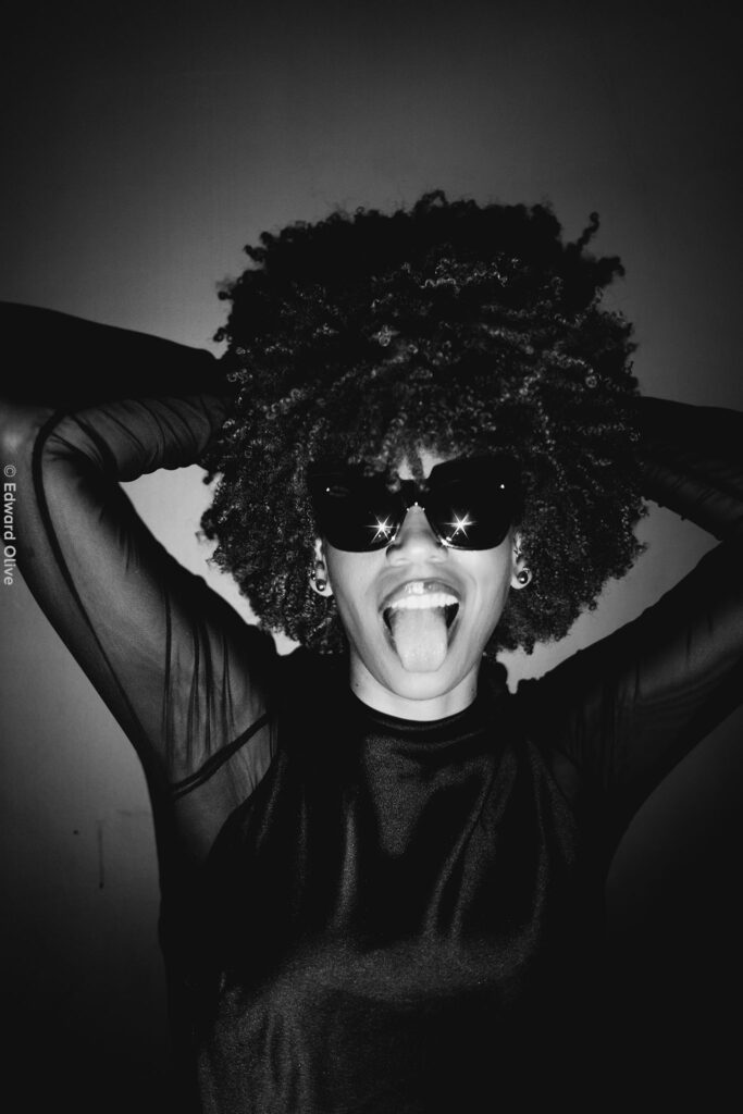 RIVv edward olive art photographer fashion