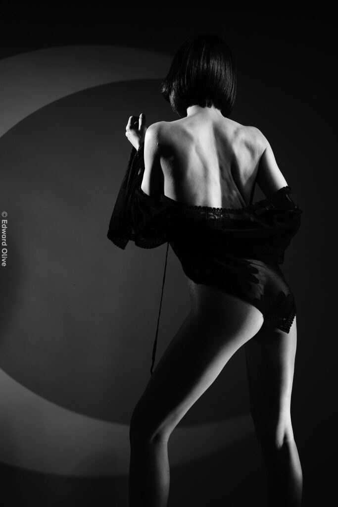 RIVv top photo awards erotica edward olive